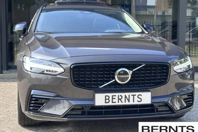 Volvo V90 (2023) thumbnail 3