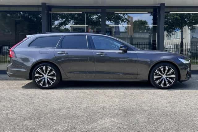 Volvo V90 (2023) thumbnail 6