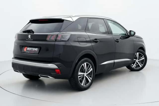 Peugeot 3008 (2021) thumbnail 2