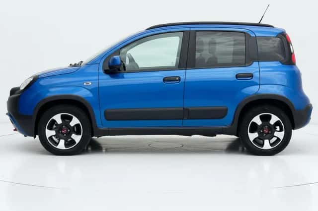 Fiat Panda (2024) thumbnail 3
