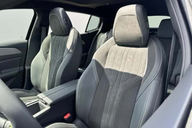 Peugeot e-408 (2026) thumbnail 5