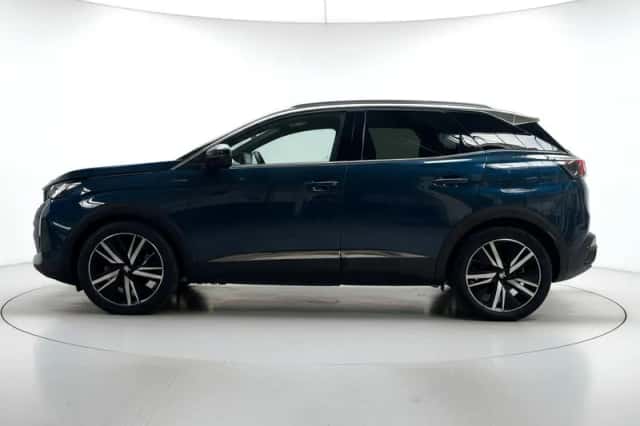 Peugeot 3008 (2020) thumbnail 3
