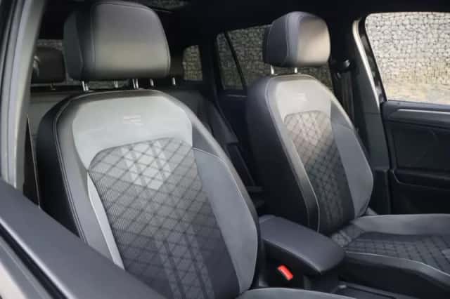 Volkswagen Tiguan (2022) thumbnail 4