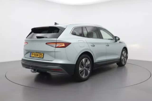 Škoda Enyaq (2022) thumbnail 4