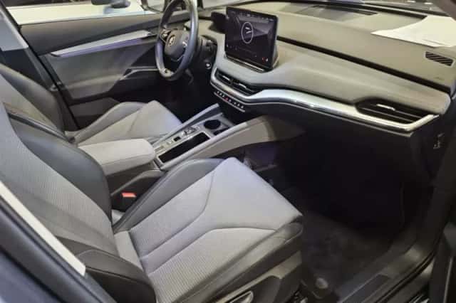 Škoda Enyaq (2022) thumbnail 5