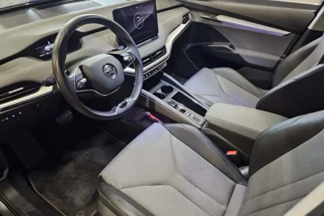 Škoda Enyaq (2022) thumbnail 6