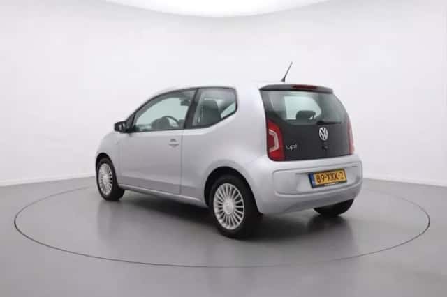 Volkswagen Up! (2013) thumbnail 3