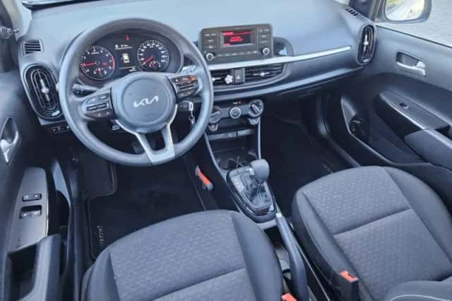 Kia Picanto (2022) thumbnail 2