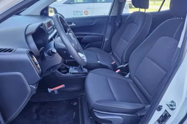 Kia Picanto (2022) thumbnail 5