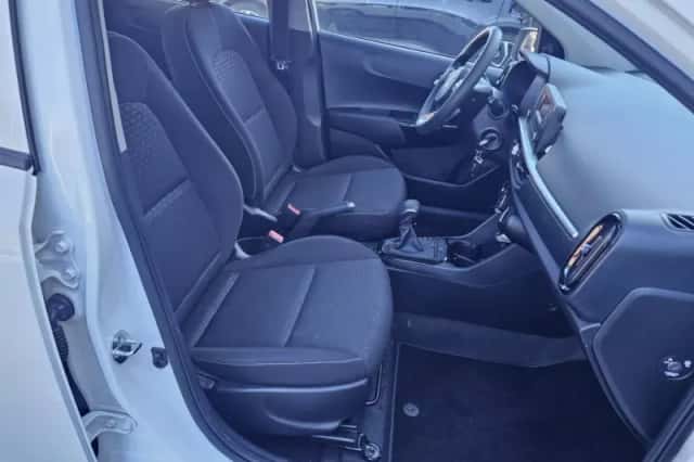Kia Picanto (2022) thumbnail 6
