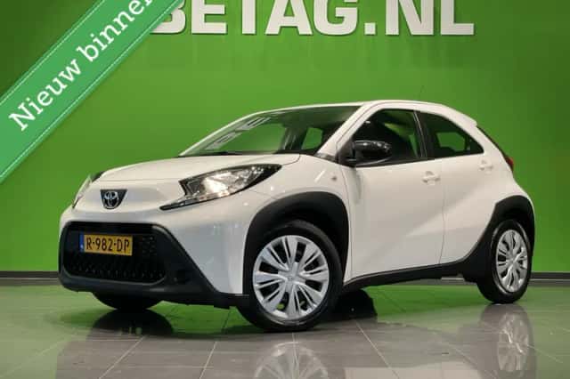 Toyota Aygo X (2022) thumbnail 1
