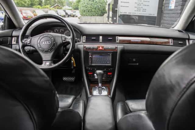 Audi A6 (2000) thumbnail 5