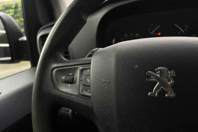 Peugeot Expert (2021) thumbnail 6