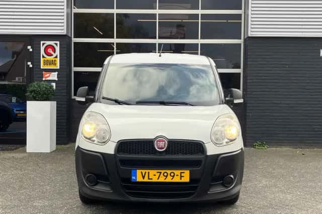 Fiat Doblò Cargo (2014) thumbnail 3