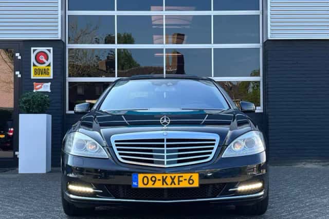 Mercedes-Benz S-Klasse (2009) thumbnail 3