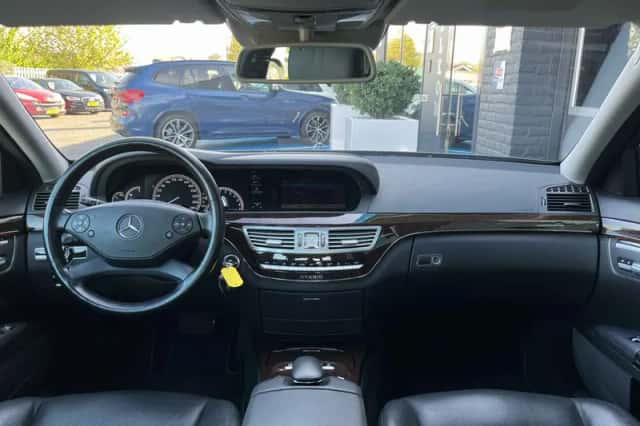 Mercedes-Benz S-Klasse (2009) thumbnail 4