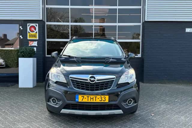 Opel Mokka (2014) thumbnail 3
