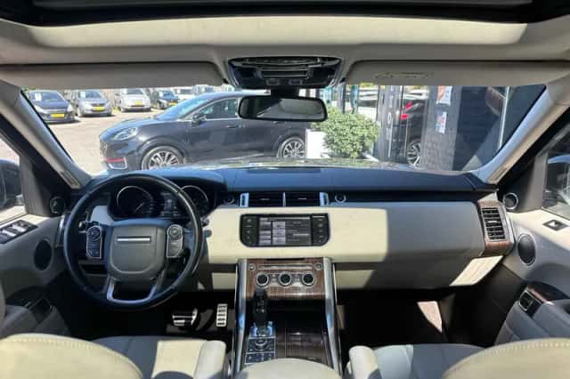 Land Rover Range Rover Sport (2014) thumbnail 4