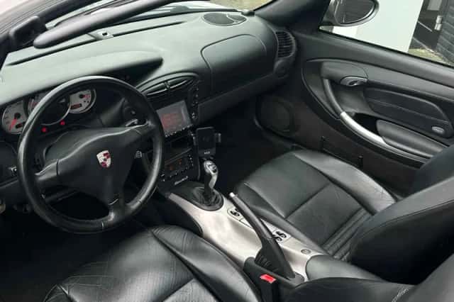 Porsche Boxster (2001) thumbnail 6