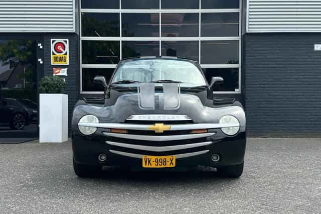 Chevrolet SSR (2004) thumbnail 5