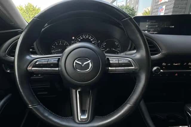 Mazda 3 (2023) thumbnail 4