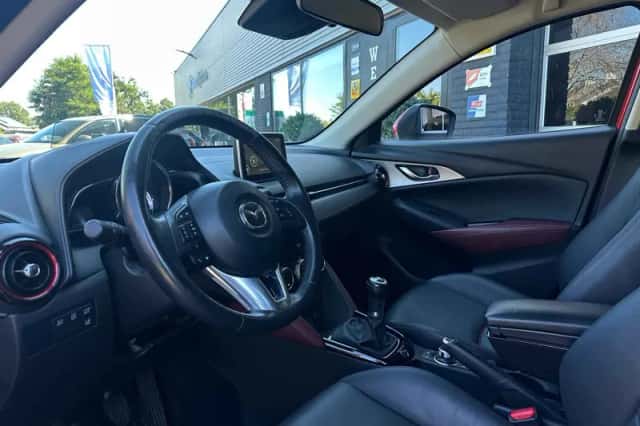 Mazda CX-3 (2017) thumbnail 2