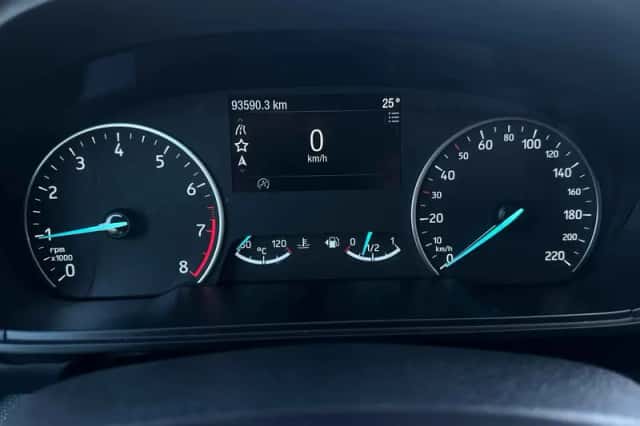 Ford EcoSport (2019) thumbnail 4