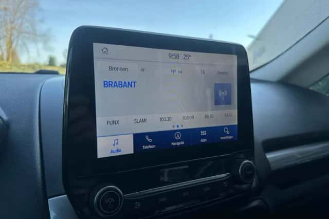 Ford EcoSport (2019) thumbnail 6