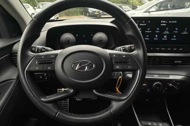 Hyundai Bayon (2023) thumbnail 4