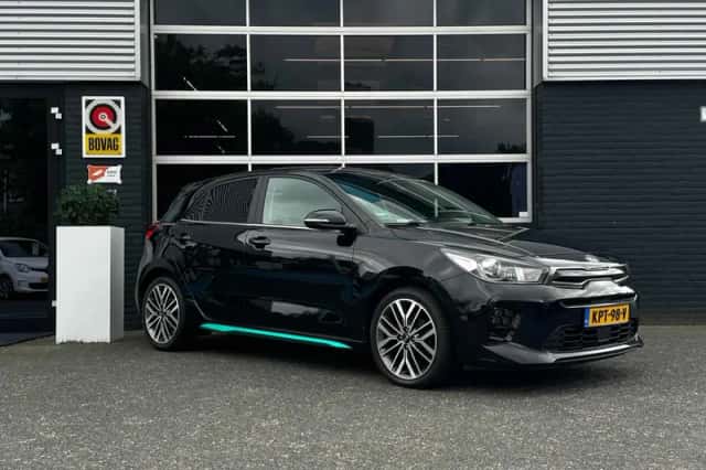 Kia Rio (2019) thumbnail 5