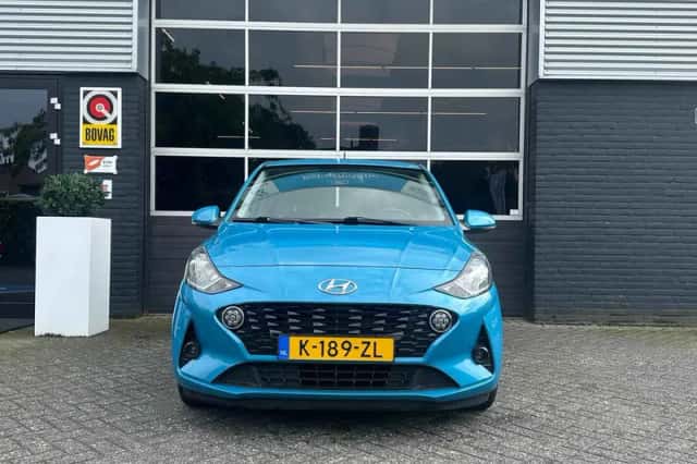 Hyundai i10 (2021) thumbnail 3