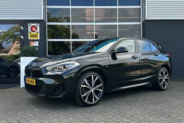 BMW X2 (2020) thumbnail 2