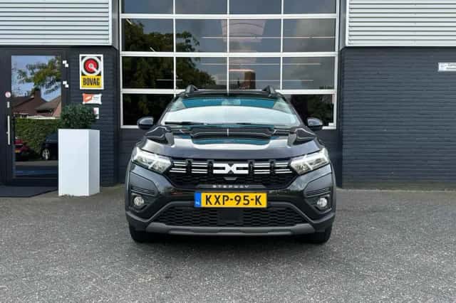 Dacia Sandero (2024) thumbnail 3