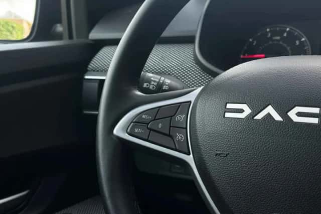 Dacia Sandero (2024) thumbnail 6