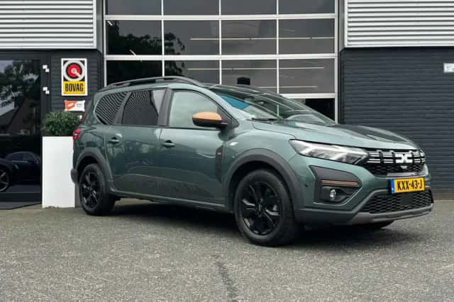Dacia Jogger (2023) thumbnail 5