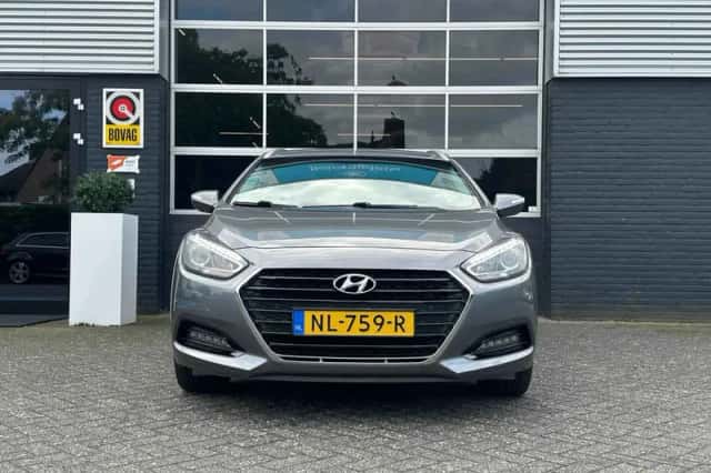 Hyundai i40 (2017) thumbnail 3