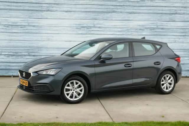 SEAT Leon (2021) thumbnail 1