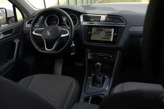 Volkswagen Tiguan (2021) thumbnail 4
