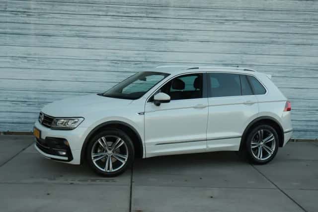 Volkswagen Tiguan (2020) thumbnail 1