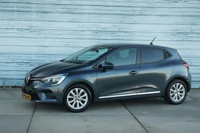 Renault Clio (2021) thumbnail 1