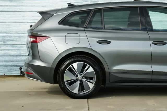 Škoda Enyaq (2022) thumbnail 3