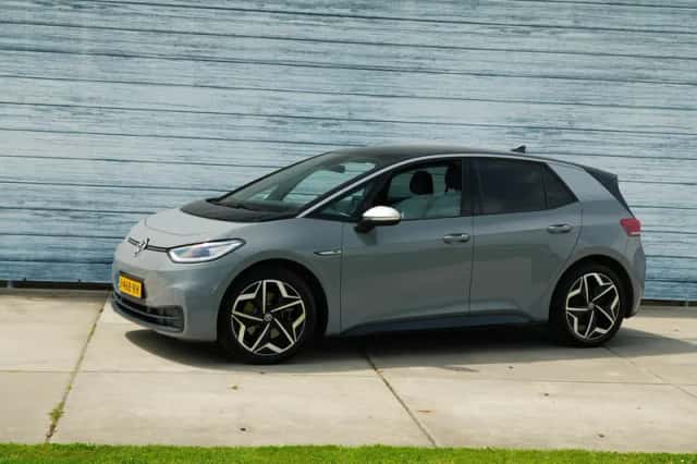 Volkswagen ID.3 (2020) thumbnail 1