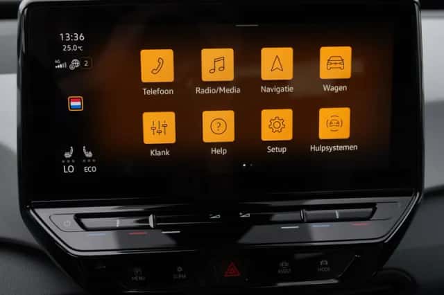 Volkswagen ID.3 (2020) thumbnail 6