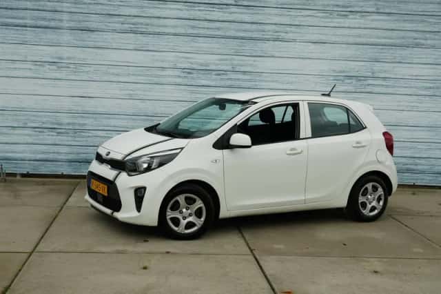 Kia Picanto (2021) thumbnail 1