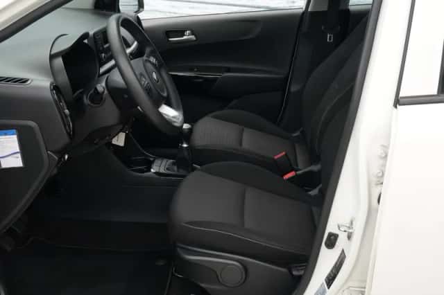Kia Picanto (2021) thumbnail 3
