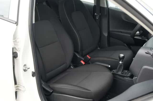 Kia Picanto (2021) thumbnail 5