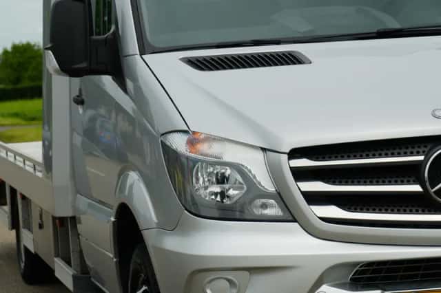 Mercedes-Benz Sprinter (2006) thumbnail 2
