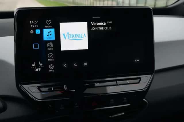 Volkswagen ID.3 (2020) thumbnail 2