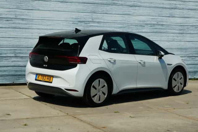 Volkswagen ID.3 (2020) thumbnail 3