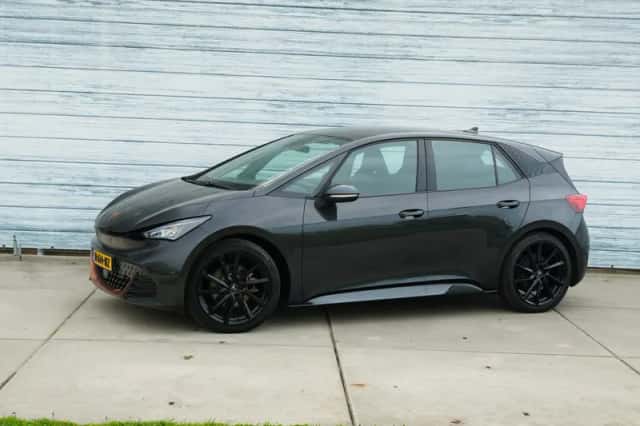 CUPRA Born (2021) thumbnail 1